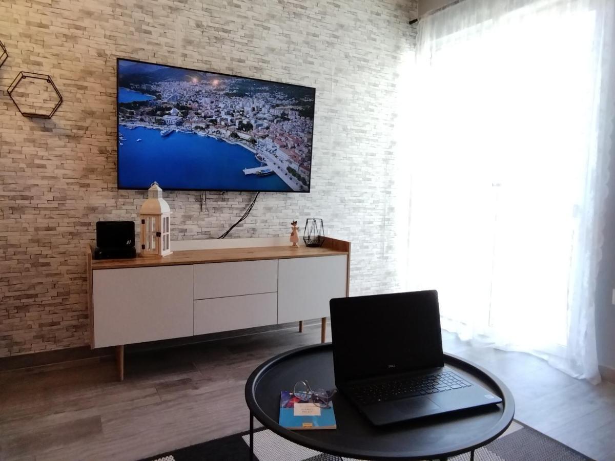 Hotel Apartman Komadina Makarska Exterior foto